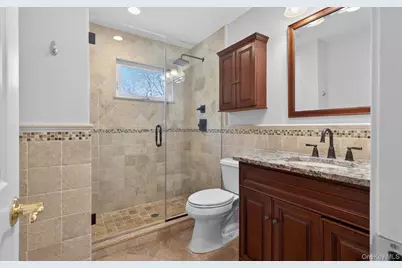 7 Phyllis Drive, East Northport, NY 11731 - Photo 8