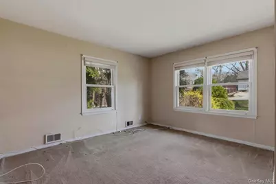 35 Forest Avenue, Ossining, NY 10562 - Photo 10