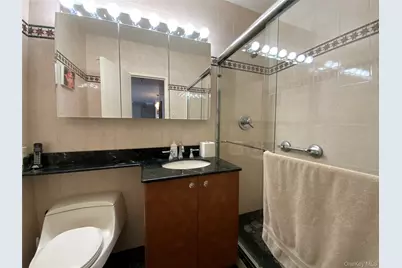 27010 Grand Central Parkway #9M, Floral Park, NY 11005 - Photo 10