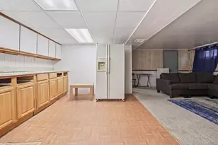 253-10 148th Dr, Rosedale, NY 11422 - Photo 8