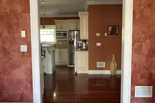 16 Oriole Pl, Farmingville, NY 11738 - Photo 8