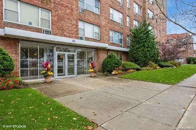 280 Guy Lombardo Avenue #5H, Freeport, NY 11520 - Photo 4