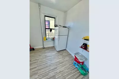 1215 Elder Avenue, Bronx, NY 10472 - Photo 4