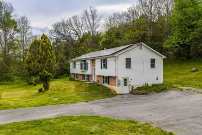 505 County Route 12, New Hampton, NY 10958 - Photo 2