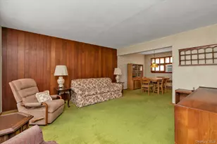 139 Soper St, Oceanside, NY 11572 - Photo 2