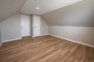 109 N Greene Ave, Lindenhurst, NY 11757 - Photo 10