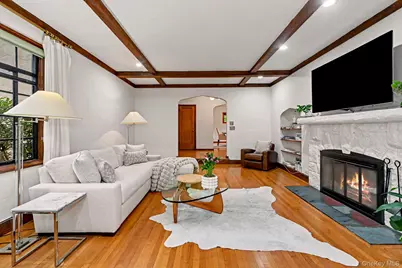 56 Woodlawn Avenue, New Rochelle, NY 10804 - Photo 8