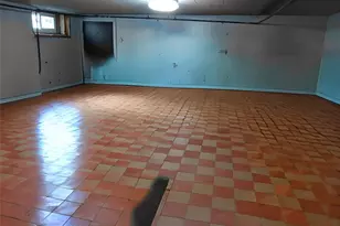 145-02 157th St, Jamaica, NY 11434 - Photo 8