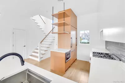 68 Foster Avenue #4, Hampton Bays, NY 11946 - Photo 6