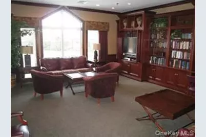 200 Woodcrest Lane #211, Mount Kisco, NY 10549 - Photo 10