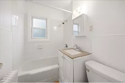 18 Vernon Terrace, Poughkeepsie, NY 12601 - Photo 8