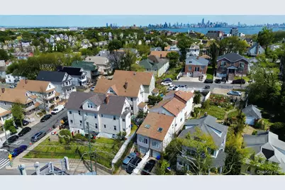 40 Creston Place, New York, NY 10304 - Photo 4