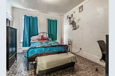 562 Rogers Avenue, Brooklyn, NY 11225 - Photo 8