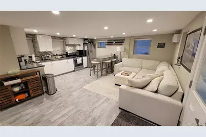 85 Mohawk Avenue #Garden, Long Beach, NY 11561 - Photo 2