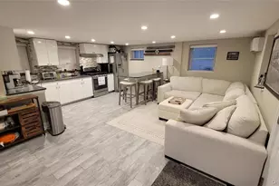 85 Mohawk Ave, Long Beach, NY 11561 - Photo 2