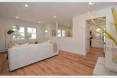 47 Grand Avenue, Shirley, NY 11967 - Photo 4