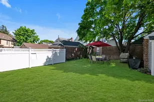 215-18 48th Ave, Bayside, NY 11364 - Photo 20