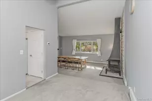 11 Jeanne Rd, Lake Grove, NY 11755 - Photo 8