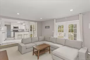 11 Jeanne Rd, Lake Grove, NY 11755 - Photo 12