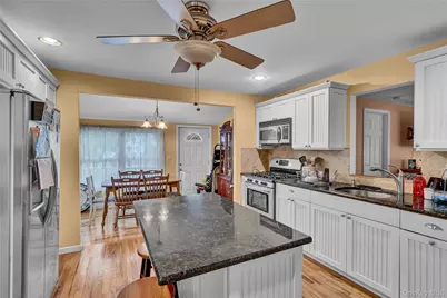 82 Southaven Avenue, Medford, NY 11763 - Photo 36