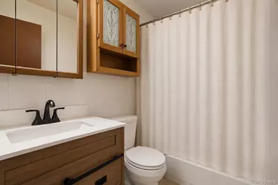 1016 Howells Road, Bay Shore, NY 11706 - Photo 10