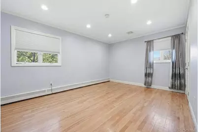 978 Little Whalneck Road, Merrick, NY 11566 - Photo 8