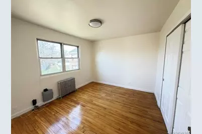 1084 Fenwood Drive #3, Valley Stream, NY 11580 - Photo 6