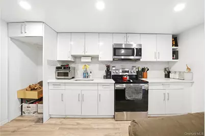 58 Vineyard Avenue, Yonkers, NY 10703 - Photo 18