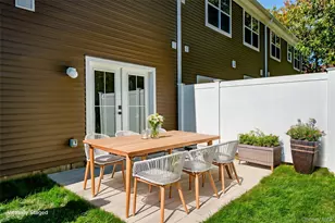 1 Conklin St, Farmingdale, NY 11735 - Photo 26