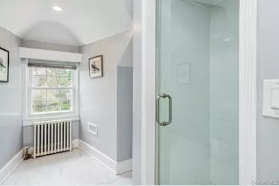 110 Park Avenue, Bronxville, NY 10708 - Photo 34