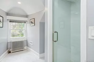 110 Park Ave, Bronxville, NY 10708 - Photo 34