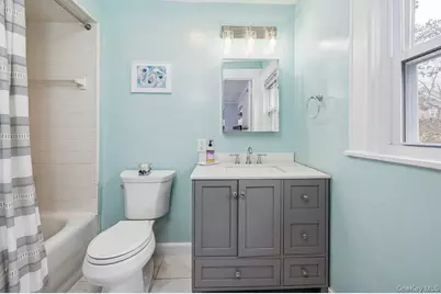 110 Park Avenue, Bronxville, NY 10708 - Photo 24