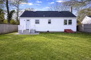 79 Johns Neck Rd, Shirley, NY 11967 - Photo 8