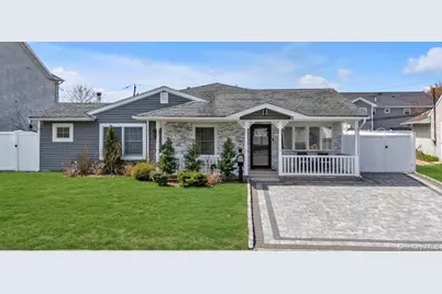 69 Candy Lane, Syosset, NY 11791 - Photo 2