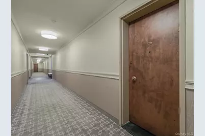 1 Kensington Gate #PH 14, Great Neck, NY 11021 - Photo 4