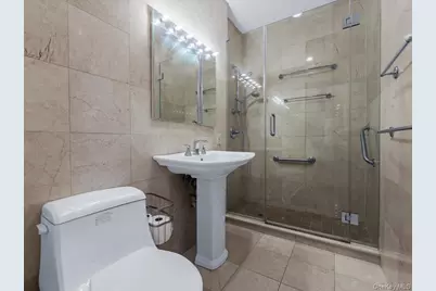 1 Kensington Gate #PH 14, Great Neck, NY 11021 - Photo 22