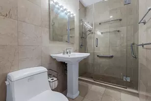 1 Kensington Gate, Great Neck, NY 11021 - Photo 22