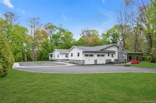 26 Dolly Cam Ln, Old Brookville, NY 11545 - Photo 2