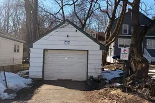 85 Grove St, Newburgh, NY 12550 - Photo 4