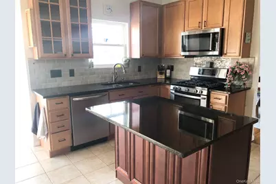 10 Debron Court, Centereach, NY 11720 - Photo 12