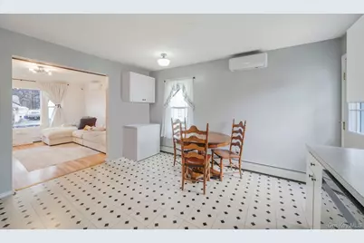 [Address not provided], Wyandanch, NY 11798 - Photo 14