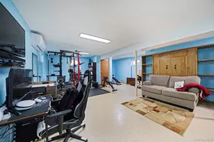 [Address not provided], Wyandanch, NY 11798 - Photo 20