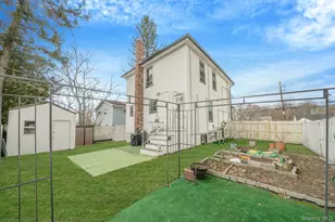 [Address not provided], Wyandanch, NY 11798 - Photo 32