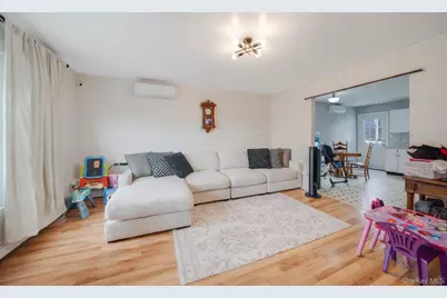 [Address not provided], Wyandanch, NY 11798 - Photo 6