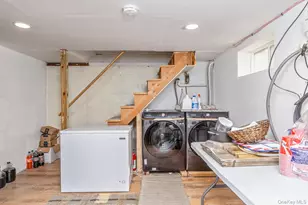 14 Ursular Ct, Smithtown, NY 11787 - Photo 30