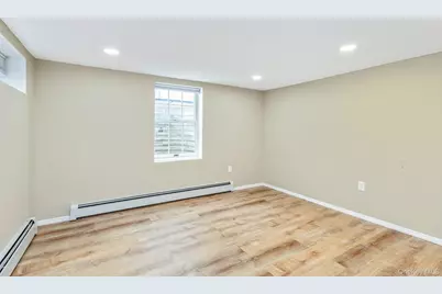 14 Ursular Court, Smithtown, NY 11787 - Photo 28