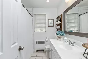 14 Ursular Ct, Smithtown, NY 11787 - Photo 20