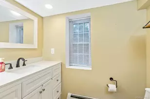 14 Ursular Ct, Smithtown, NY 11787 - Photo 28