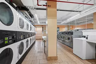 61-25 97th St, Rego Park, NY 11374 - Photo 20