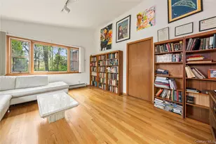 7 Lincoln Rd, Great Neck, NY 11021 - Photo 6